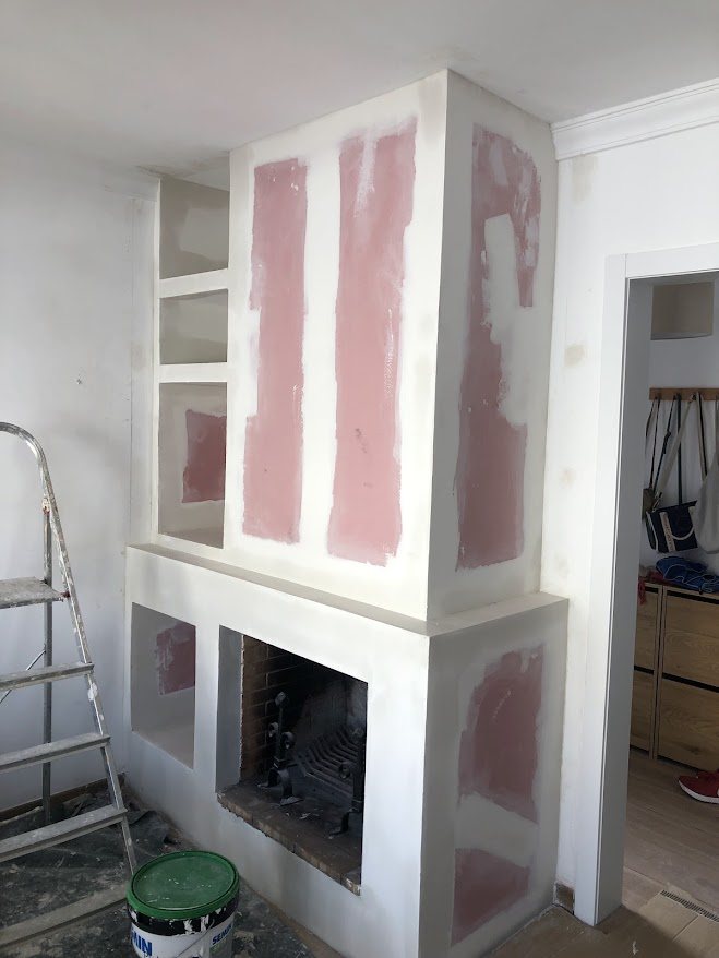 Chimenea de pladur en proceso de acabado
